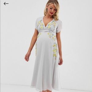 Hope and Ivy Maternity Dress